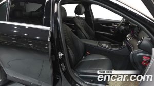 Mercedes-Benz E-Class E250 AMG Line 2023 года из Южной Кореи