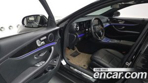 Mercedes-Benz E-Class E250 AMG Line 2023 года из Южной Кореи