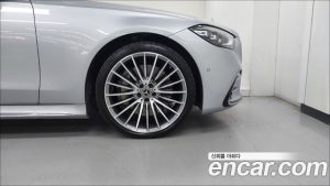 Mercedes-Benz S-Class S500L 4MATIC 2023 года из Южной Кореи