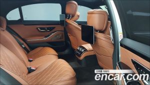 Mercedes-Benz S-Class S500L 4MATIC 2023 года из Южной Кореи