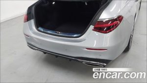 Mercedes-Benz S-Class S500L 4MATIC 2023 года из Южной Кореи