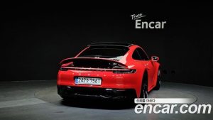 Porsche 911 CARRERA 4 GTS 2024 года из Южной Кореи