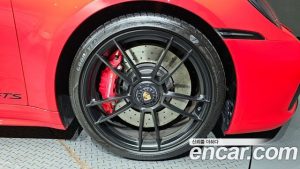Porsche 911 CARRERA 4 GTS 2024 года из Южной Кореи