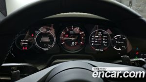 Porsche 911 CARRERA 4 GTS 2024 года из Южной Кореи