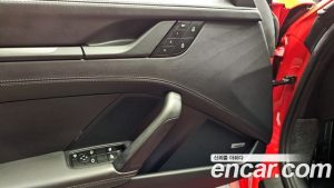 Porsche 911 CARRERA 4 GTS 2024 года из Южной Кореи