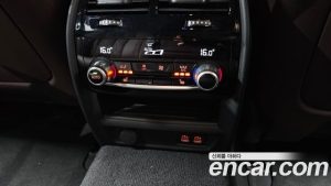 BMW 5-Series M550i xDrive 2023 года из Южной Кореи