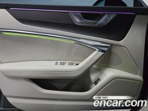 Audi A7 50 TDI 4WD Premium 2023 года из Южной Кореи