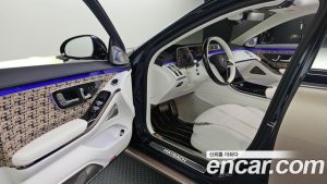 Mercedes-Benz S-Class Maybach S680 4MATIC HAUTE VOITURE Edition 2023 года из Южной Кореи