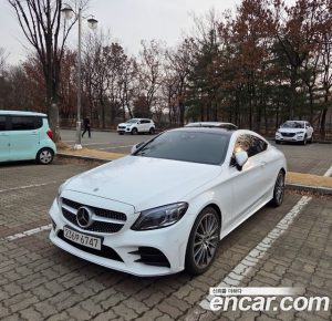 Mercedes-Benz C-Class C200 Coupe 2023 года из Южной Кореи