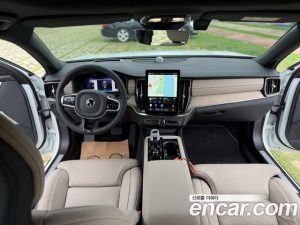 Volvo S90 B5 Ultra темный 2026 года из Южной Кореи