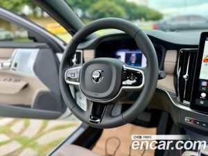 Volvo S90 B5 Ultra темный 2026 года из Южной Кореи