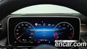Mercedes-Benz GLC-Class GLC300 4MATIC Avantgarde 2025 года из Южной Кореи