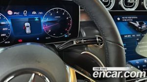 Mercedes-Benz GLC-Class GLC300 4MATIC Avantgarde 2025 года из Южной Кореи