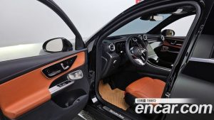 Mercedes-Benz GLC-Class GLC300 4MATIC Avantgarde 2025 года из Южной Кореи