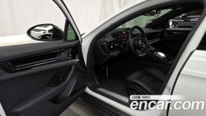 Porsche Panamera 2.9 AWD 2025 года из Южной Кореи