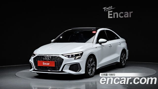 Audi A3 40 TFSI Premium 2023 года из Кореи