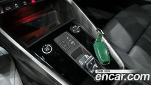 Audi A3 40 TFSI Premium 2023 года из Южной Кореи