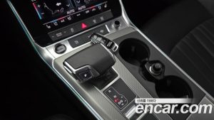 Audi A6 45 TFSI 2023 года из Южной Кореи