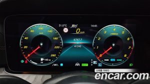 Mercedes-Benz E-Class E350 4MATIC Exclusive 2023 года из Южной Кореи
