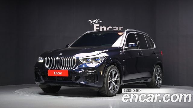 BMW X5 xDrive 40i M Sport 2023 года из Кореи