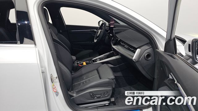 40484747_015.jpg Audi A3 40 TFSI Premium 2023 года из Южной Кореи