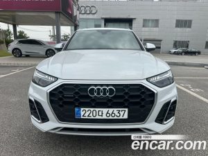 Audi Q5 45 TFSI 4WD Premium 2023 года из Южной Кореи