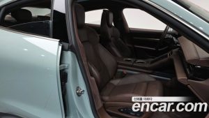 Porsche Taycan Turbo S 2025 года из Южной Кореи