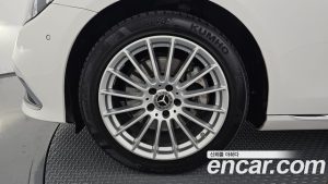 Mercedes-Benz E-Class E250 Exclusive 2023 года из Южной Кореи