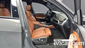 BMW X5 xDrive 40d M Sport Online Exclusive Edition 2023 года из Южной Кореи