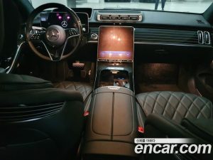 Mercedes-Benz S-Class S580L 4MATIC 2024 года из Южной Кореи