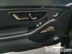Mercedes-Benz S-Class S580L 4MATIC 2024 года из Южной Кореи