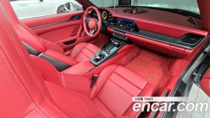 Porsche 911 CARRERA 4 GTS Cabriolet 2022 года из Южной Кореи