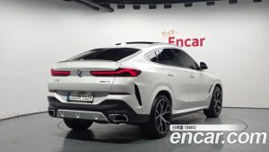 BMW X6 xDrive40i M Sport 2023 года из Южной Кореи