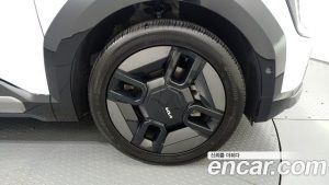 Kia EV9 Long Range 4WD 2024 года из Южной Кореи