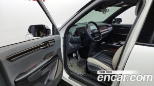 Kia EV9 Long Range 4WD 2024 года из Южной Кореи