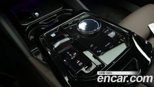 BMW 5-Series 520i M Sport 2024 года из Южной Кореи