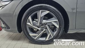 Hyundai AVANTE Inspiration 2025 года из Южной Кореи