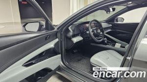 Hyundai AVANTE Inspiration 2025 года из Южной Кореи