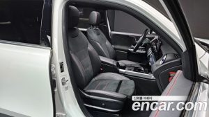 Mercedes-Benz GLB-Class GLB250 4MATIC 2023 года из Южной Кореи