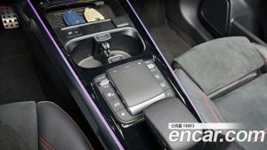 Mercedes-Benz GLB-Class GLB250 4MATIC 2023 года из Южной Кореи