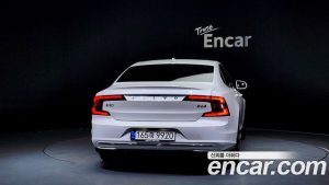 Volvo S90 B6 AWD ULTIMATE Bright 2024 года из Южной Кореи