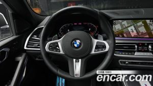 BMW X6 xDrive40i M Sport 2023 года из Южной Кореи