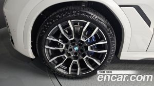 BMW X6 xDrive40i M Sport 2025 года из Южной Кореи