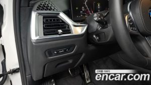 BMW X6 xDrive40i M Sport 2025 года из Южной Кореи