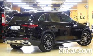 Mercedes-Benz GLC-Class GLC300 4MATIC AMG Line 2023 года из Южной Кореи