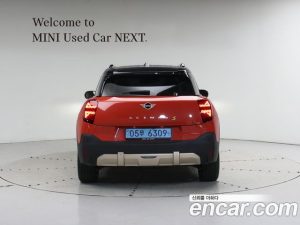 Mini Cooper SE Favoured 2025 года из Южной Кореи