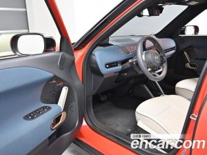 Mini Cooper SE Favoured 2025 года из Южной Кореи