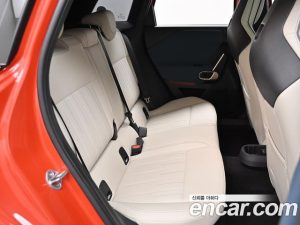 Mini Cooper SE Favoured 2025 года из Южной Кореи