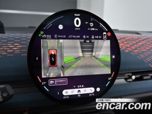 Mini Cooper SE Favoured 2025 года из Южной Кореи