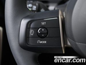 Mini Cooper SE Favoured 2025 года из Южной Кореи